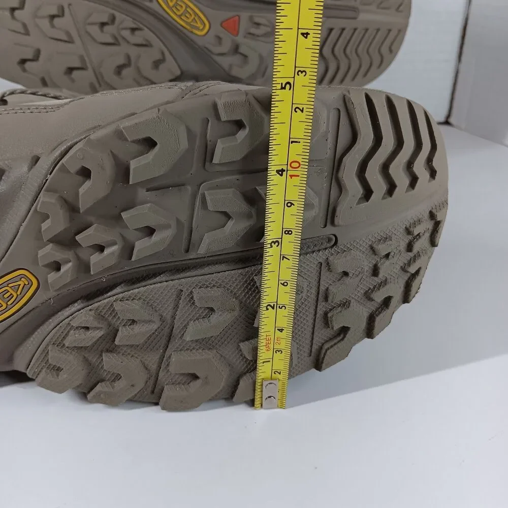 Keen Hoodzera ll Waterproof Men Size 10 Boots Outdoors Hiki Utility Khaki Winter